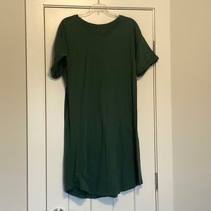 Like new condition forest green t-shirt dress